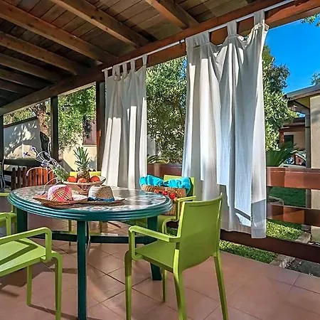 Villaggio Leucosia קסטלבאטה